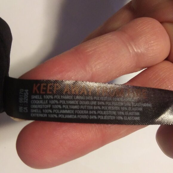 NWT FP movement The way home shorts  size Large army color  built in briefs - Picture 16 of 16